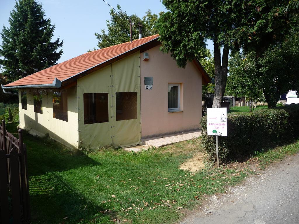 Förhénc Wine House&Guesthouses I-II-III Nagykanizsa Extérieur photo